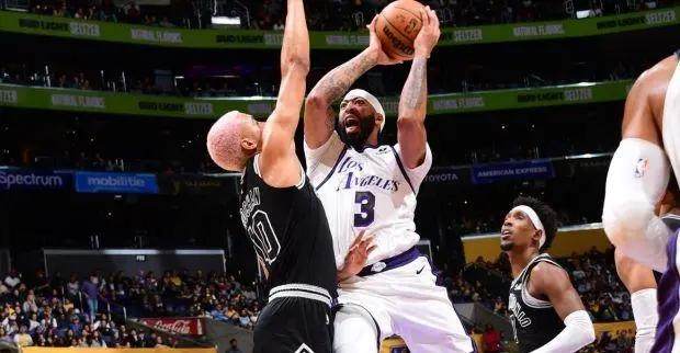 连续3场30+15！浓眉哥实力倒退两年半重现统治力