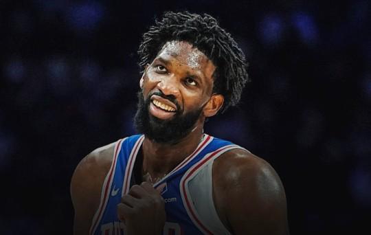 开云体育app-梦回巅峰，恩比德19中10爆砍32分15板10助三双，罚球12中11